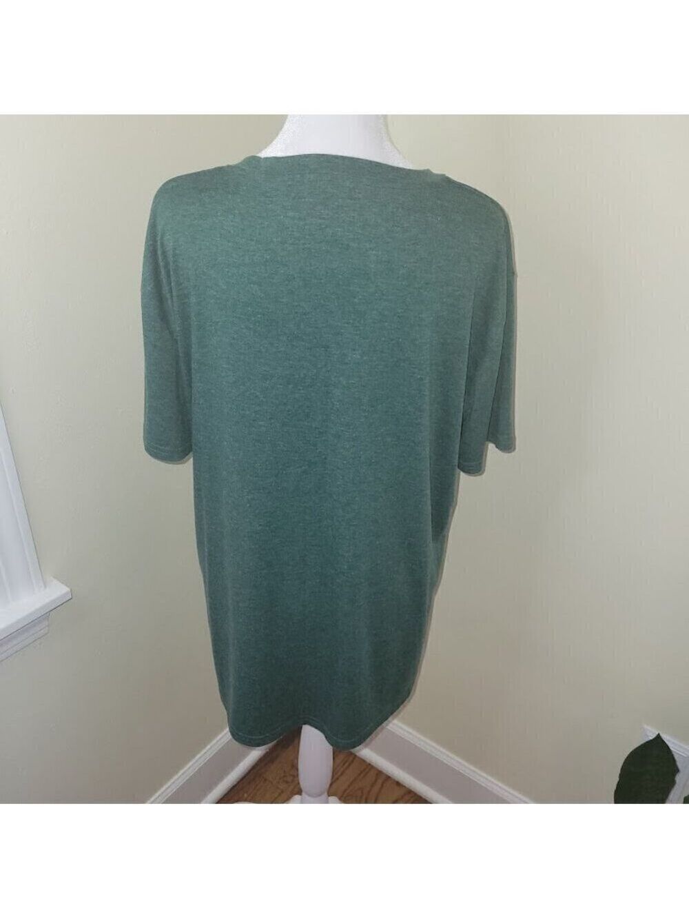 Merry Christmas 2 Short Sleeve T-Shirt Gray & Green Xmas Women's Size XL - Picture 13 of 16
